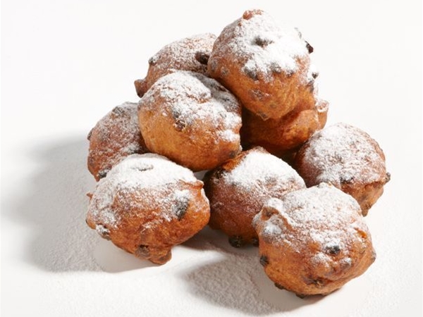 Oliebol van de bakker