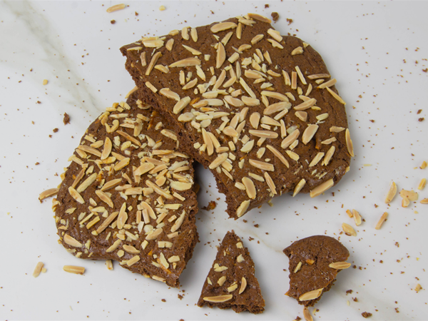 Speculaasbrokken met amandel